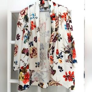 Floral Open Blazer.